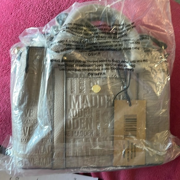 Steve Madden Satchel Crossbody bag Mushroom Taupe debossed Logo Purse NWT - Picture 1 of 12